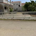 Beach Apartments *